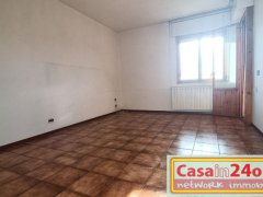 Carrara - Bonascola appartamento con posto auto, garage e cantina - 6