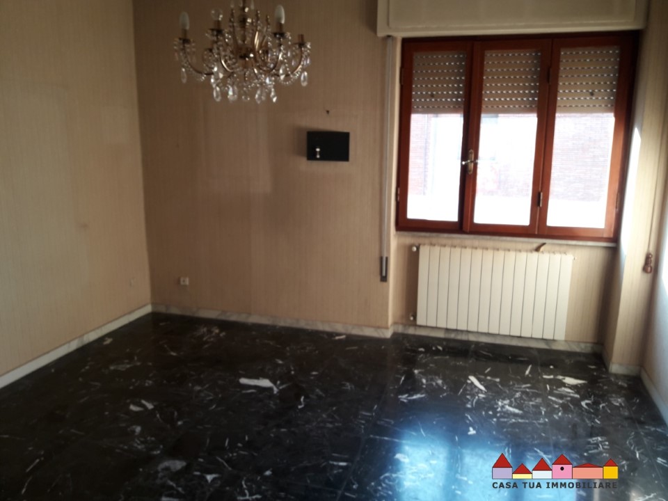 Appartamento CARRARA vendita  Carrara  Casa Tua Immobiliare