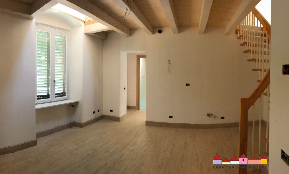  carrara vendita quart: carrara casa tua immobiliare