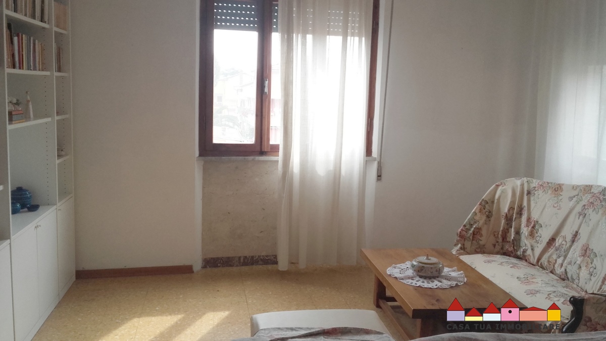 Appartamento CARRARA vendita  Avenza  Casa Tua Immobiliare