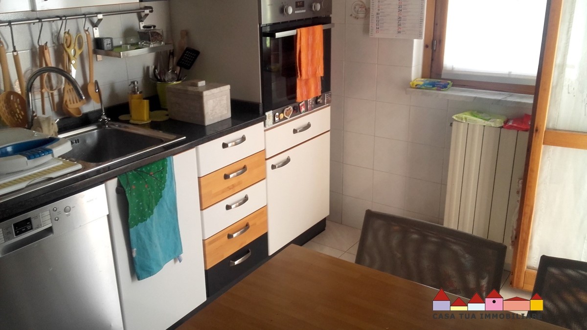 Appartamento CARRARA vendita  Avenza  Casa Tua Immobiliare