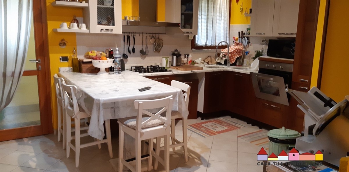 villa bifamiliare carrara vendita  carrara  casa tua immobiliare