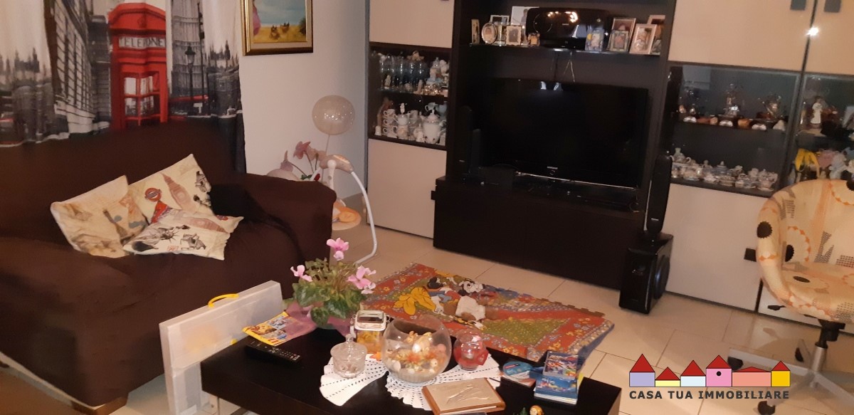 Appartamento CARRARA vendita  Avenza  Casa Tua Immobiliare