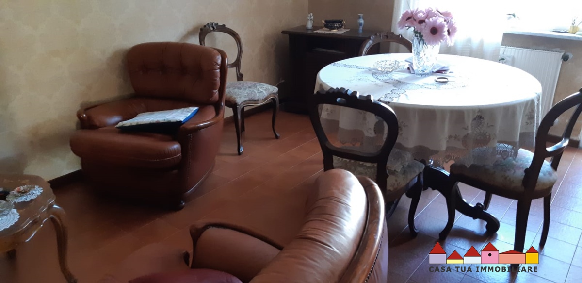 carrara vendita quart: carrara casa tua immobiliare