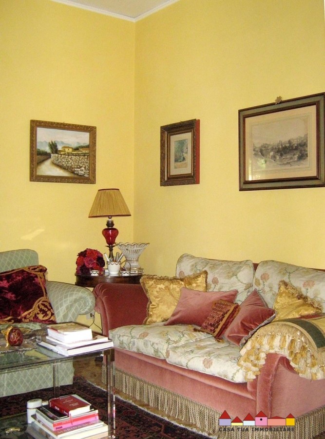 Appartamento CARRARA vendita  Carrara  Casa Tua Immobiliare