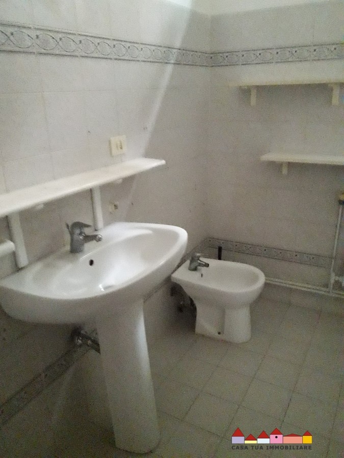 Appartamento CARRARA vendita  Carrara  Casa Tua Immobiliare
