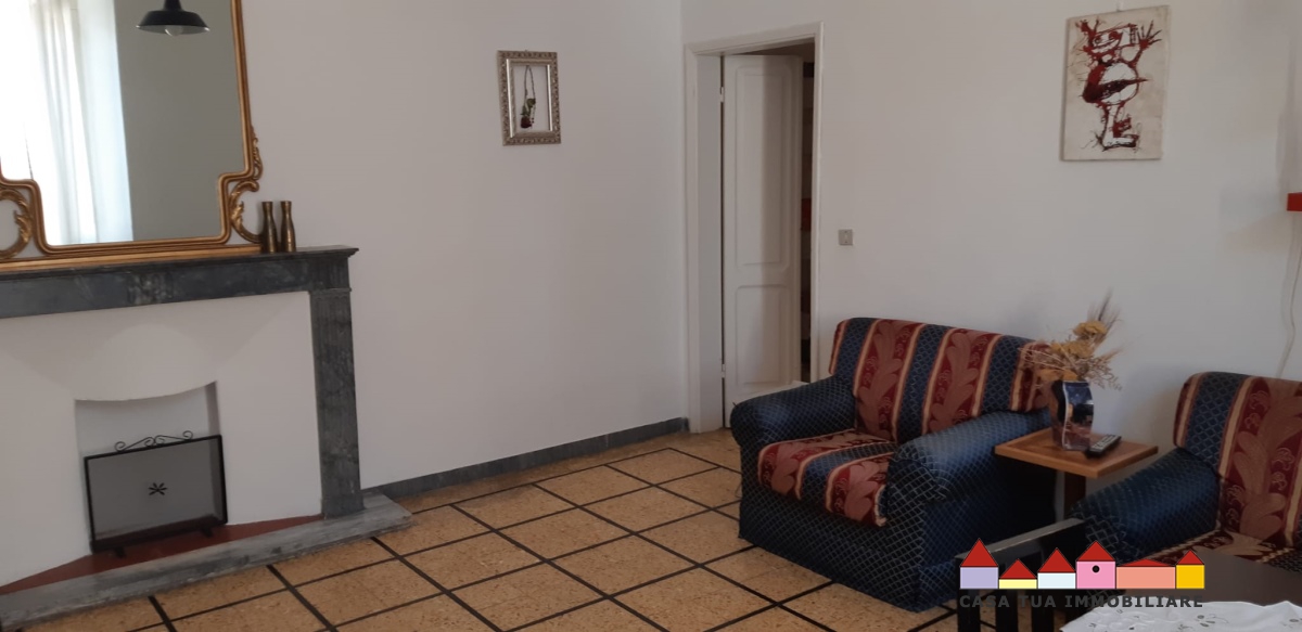  carrara vendita quart: carrara casa tua immobiliare
