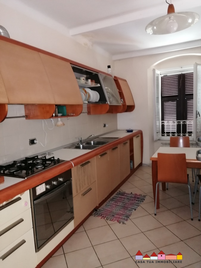  carrara vendita quart: carrara casa tua immobiliare