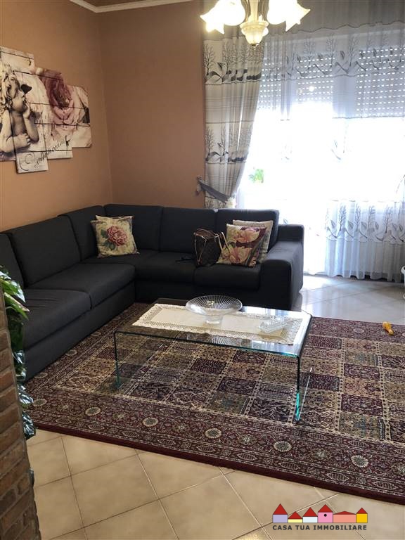  carrara vendita quart: marina di carrara casa tua immobiliare
